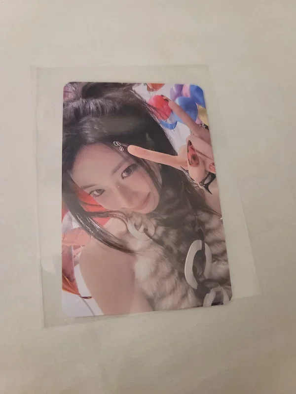WE GO UP POP-UP STORE BABYMONSTER TRADING PHOTOCARD