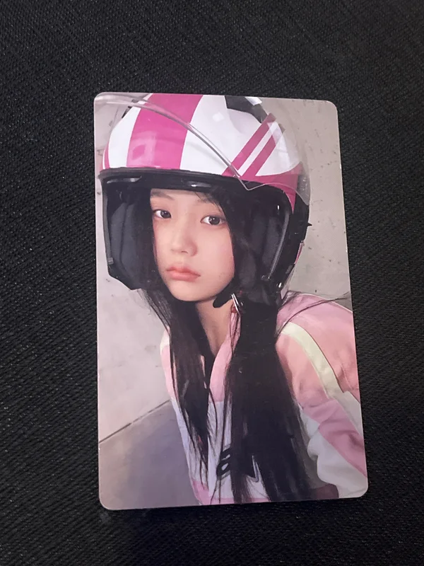 bomb Pink Bomb Wonhee - Helmet Ver.