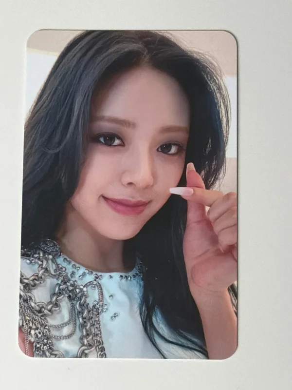 GUESS WHO hello82