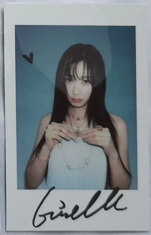 aespa Giselle Bella Magazine Polaroid (coll edition A)