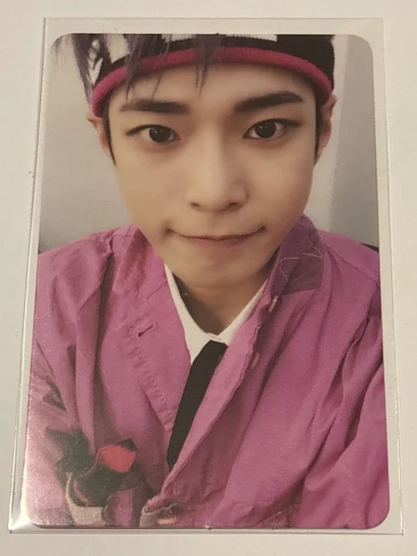 NCT #127 CHERRY BOMB SMTOWN MUSEUM