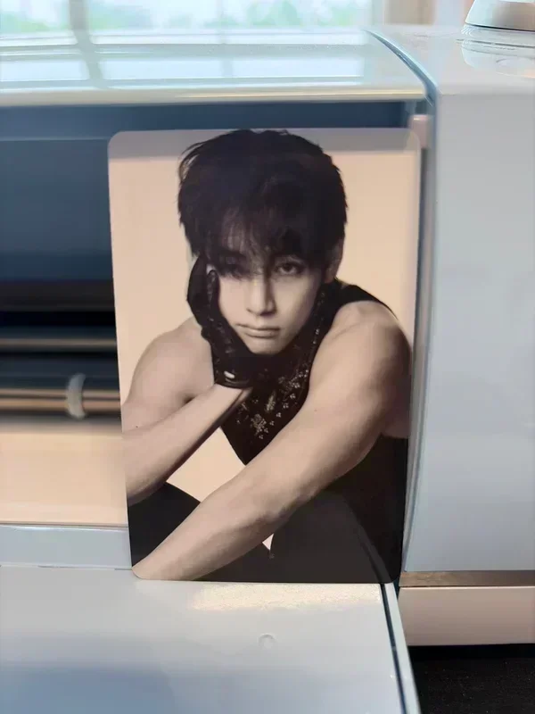 BTS POP-UP : ARIRANG (@HYBE YONGSAN) Weverse PICK-UP (ALBUM) V