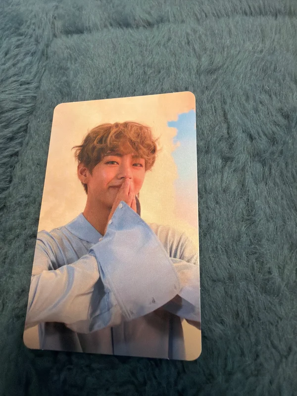 BTS LOVE YOURSELF 'Her' V (Taehyung)