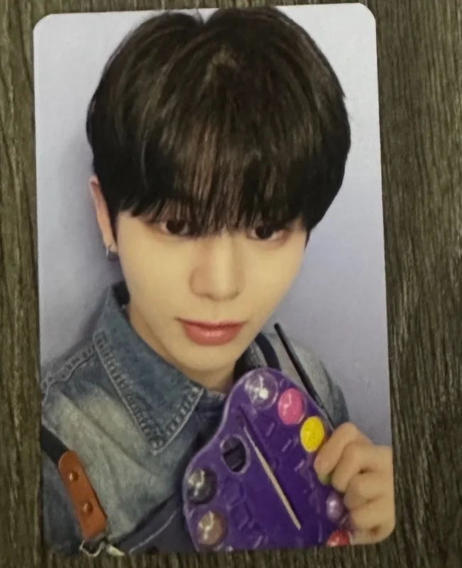 Mun Junghyun HOT MESS MAKESTAR