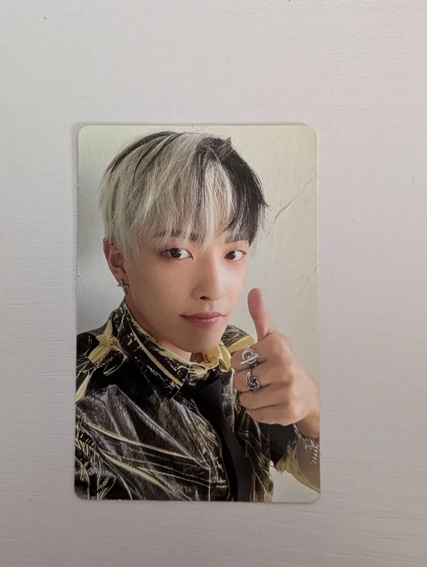 THE WORLD EP.1 : MOVEMENT DIARY VER.