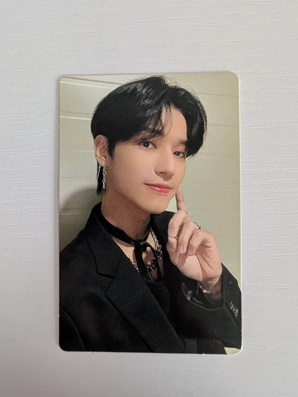 THE WORLD EP.1 : MOVEMENT A VER.