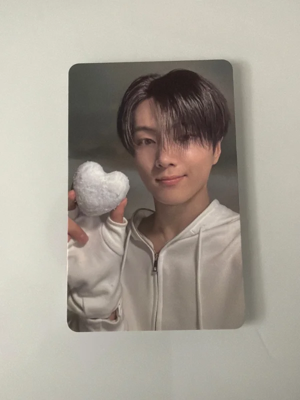 ROMANCE : UNTOLD -daydream- WHITE MIDNIGHT Ver.