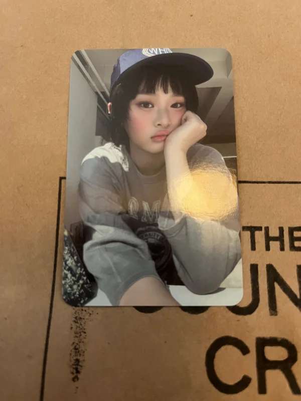 How Sweet Hanni Photocard