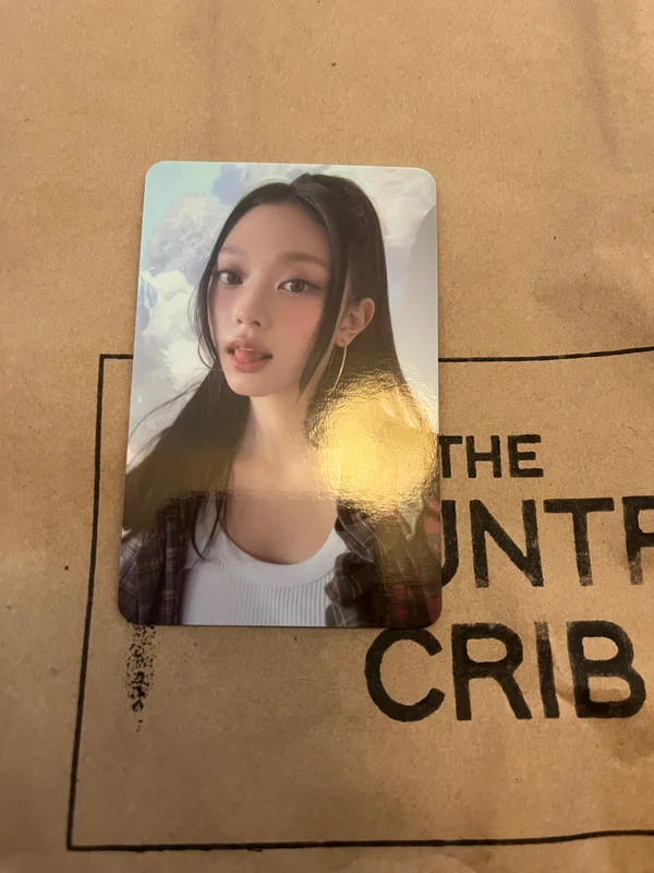 How Sweet Haerin Photocard