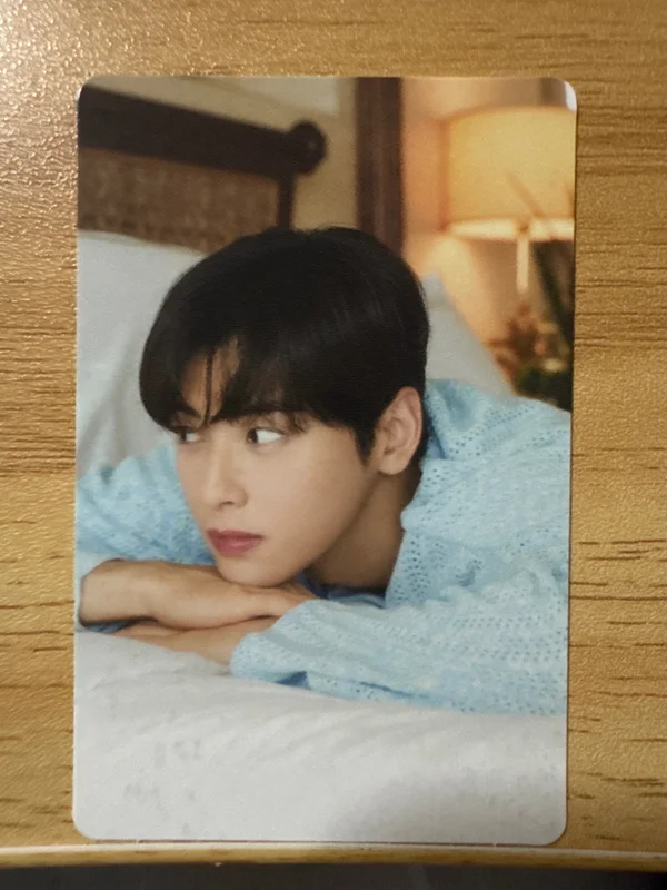2022 OFFICIAL PHOTO BOOK [MAGAZINE] TRADING CARD