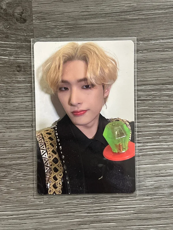 SPIN OFF : FROM THE WITNESS hello82