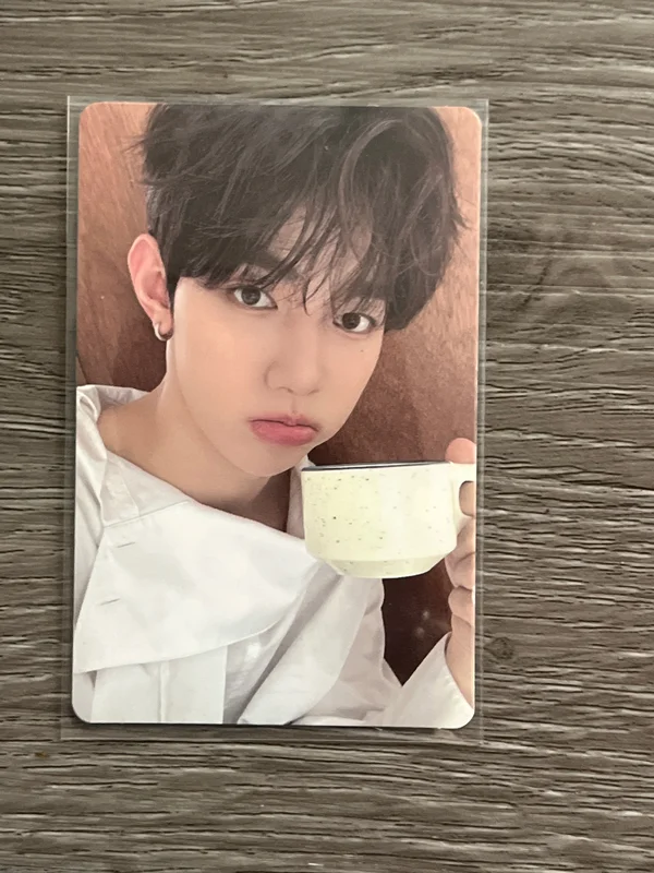 2025 SEASON'S GREETINGS OUR Season APPLEMUSIC