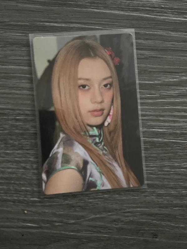 SIS (Soft Is Strong) Target Exclusive/HMV