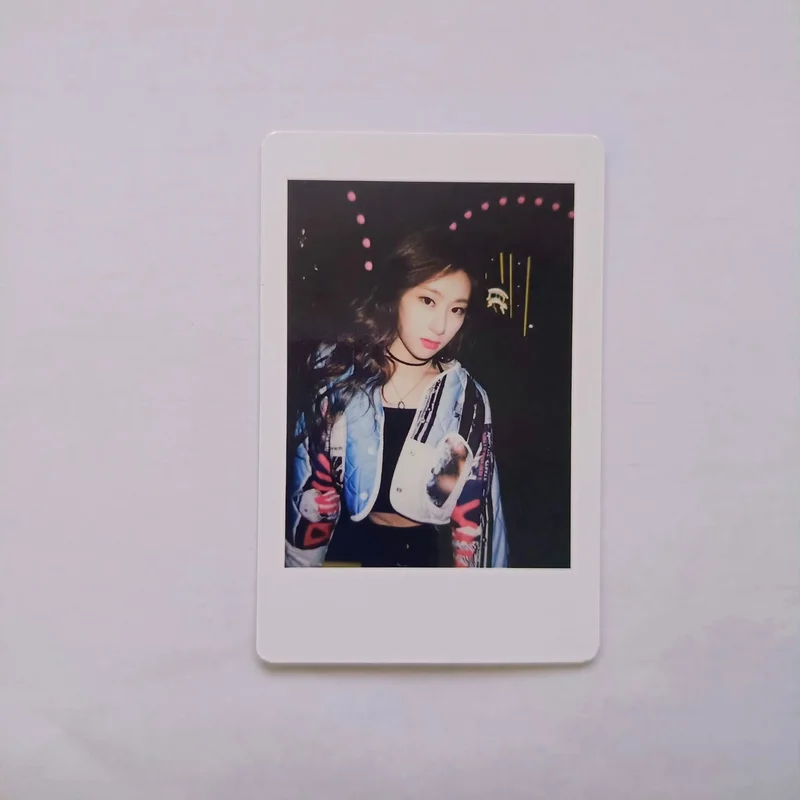 [CSI] CODENAME : SECRET ITZY MESSENGER BAG