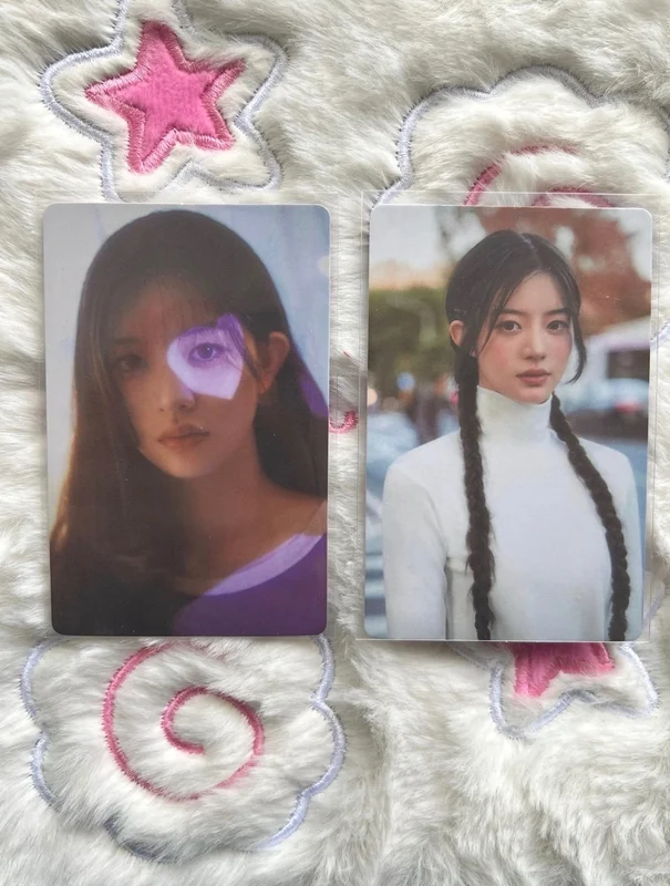 SUPER REAL ME Photo Stand Set