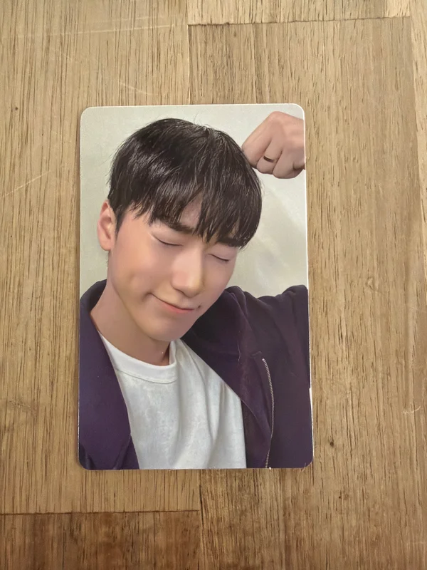 ATEEZ 7TH ANNIVERSARY OFFICIAL POP-UP '8ROOM' RANDOM PHOTOCARD PACK ver.A