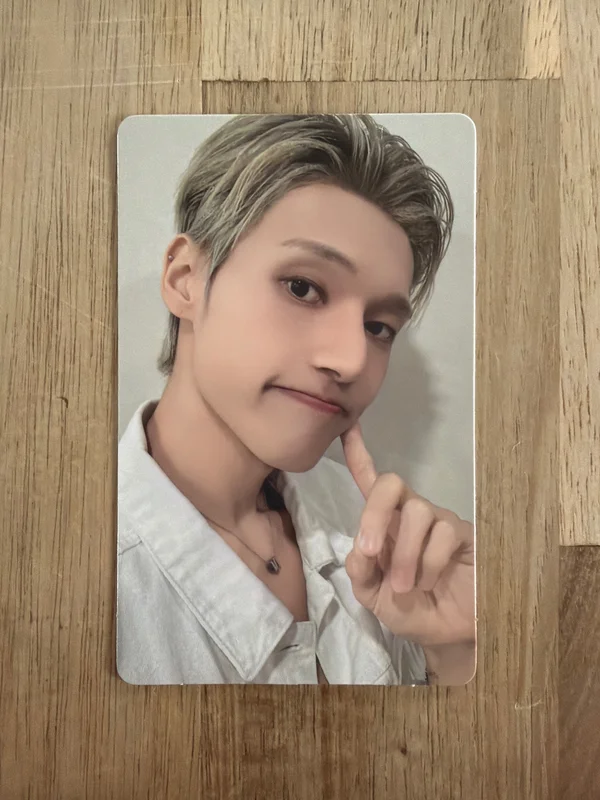 ATEEZ 7TH ANNIVERSARY OFFICIAL POP-UP '8ROOM' RANDOM PHOTOCARD PACK ver.B