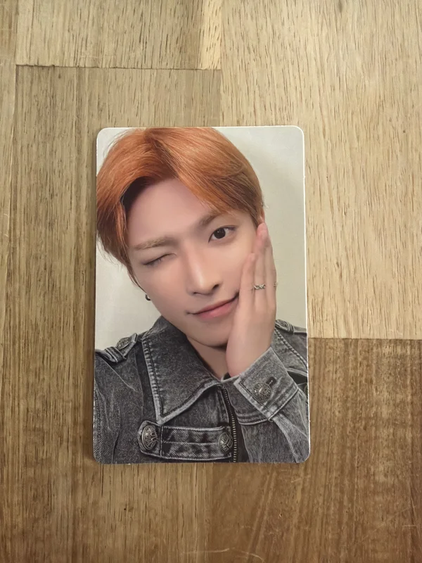 ATEEZ 7TH ANNIVERSARY OFFICIAL POP-UP '8ROOM' RANDOM PHOTOCARD PACK ver.B