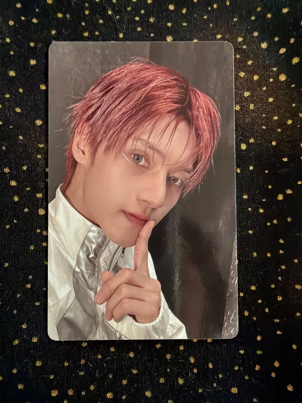 ATEEZ OFFICIAL LIGHT STICK ver.3
