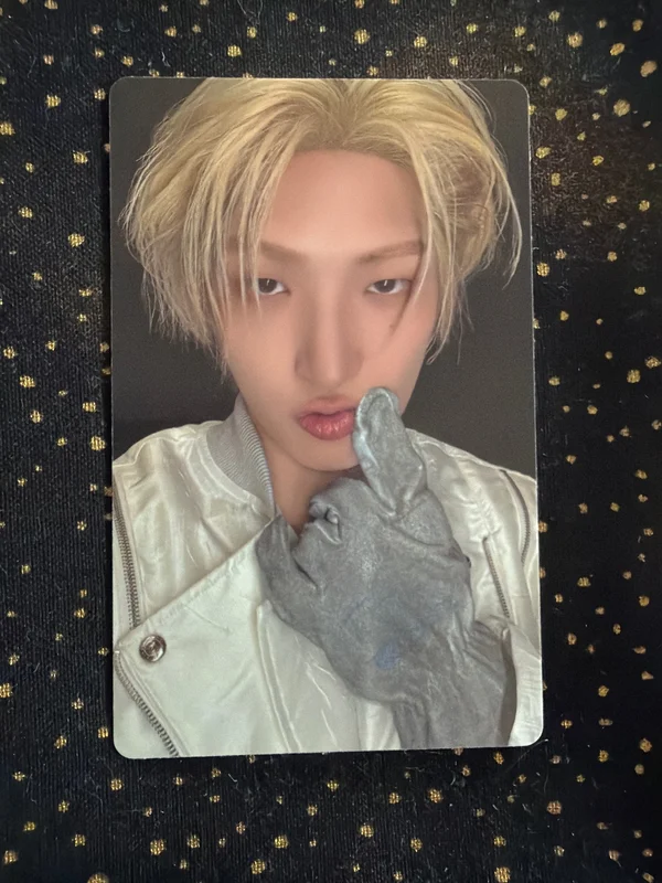 ATEEZ OFFICIAL LIGHT STICK ver.3