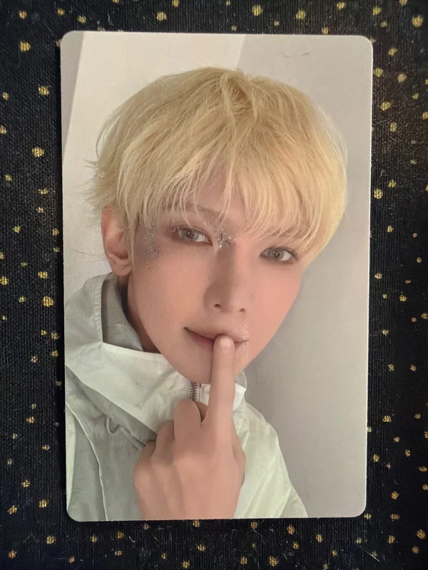 ATEEZ OFFICIAL LIGHT STICK ver.3