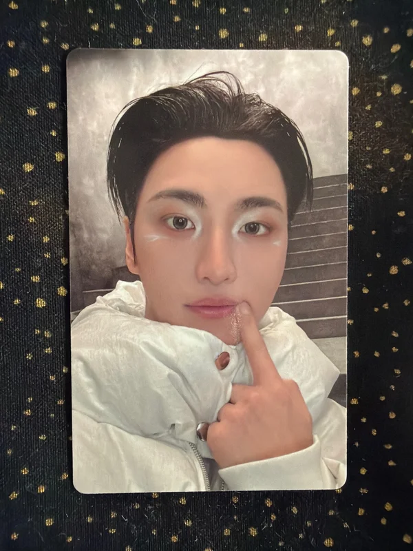ATEEZ OFFICIAL LIGHT STICK ver.3