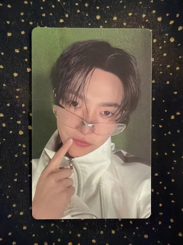 ATEEZ OFFICIAL LIGHT STICK ver.3