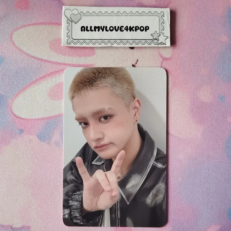 UNDENIABLE EVERLINE TRADING CARD