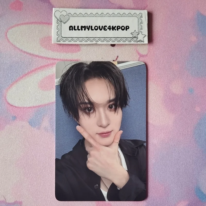 UNDENIABLE EVERLINE TRADING CARD