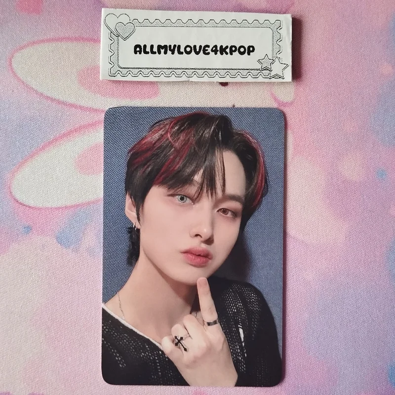 UNDENIABLE EVERLINE TRADING CARD