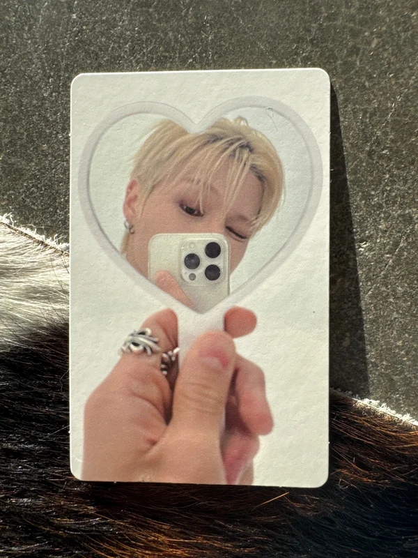 ATEEZ 2025 WORLD TOUR [IN YOUR FANTASY] IN INCHEON RANDOM PHOTOCARD PACK