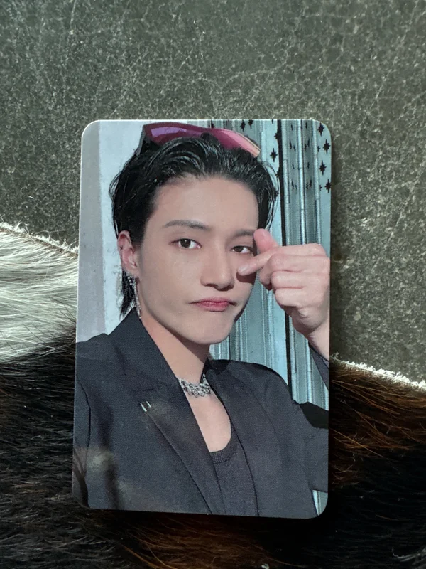 THE WORLD EP.2 : OUTLAW OFFICIAL POP-UP STORE STAMP MAP TOUR EVENT