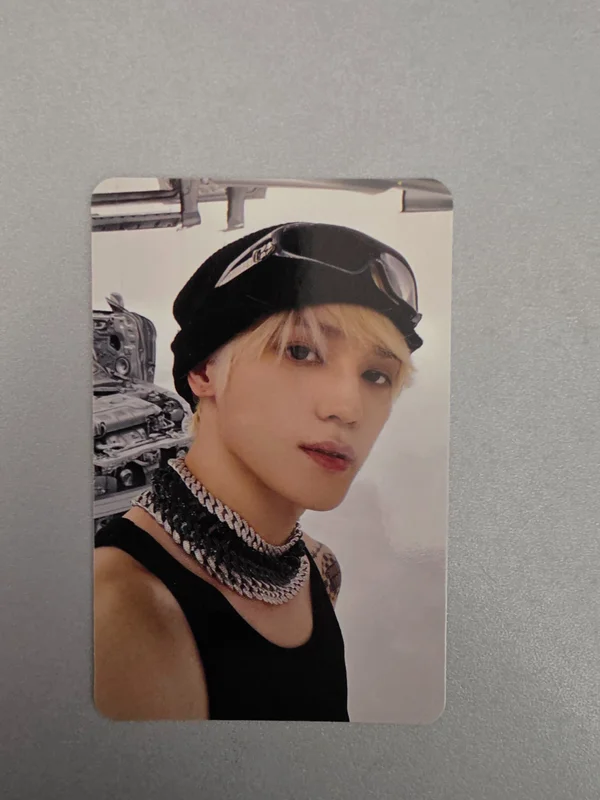 2 Baddies Photobook Ver. FASTER Ver.