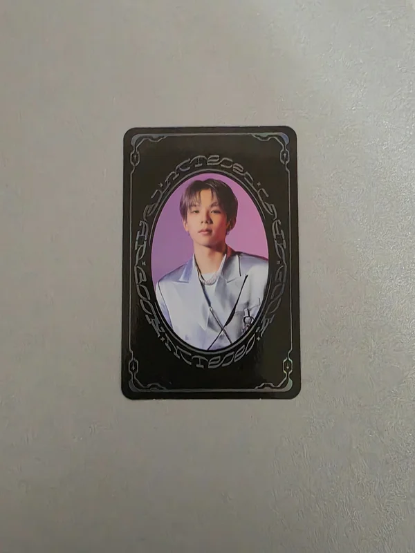 RESONANCE Pt.1 YEARBOOK CARD