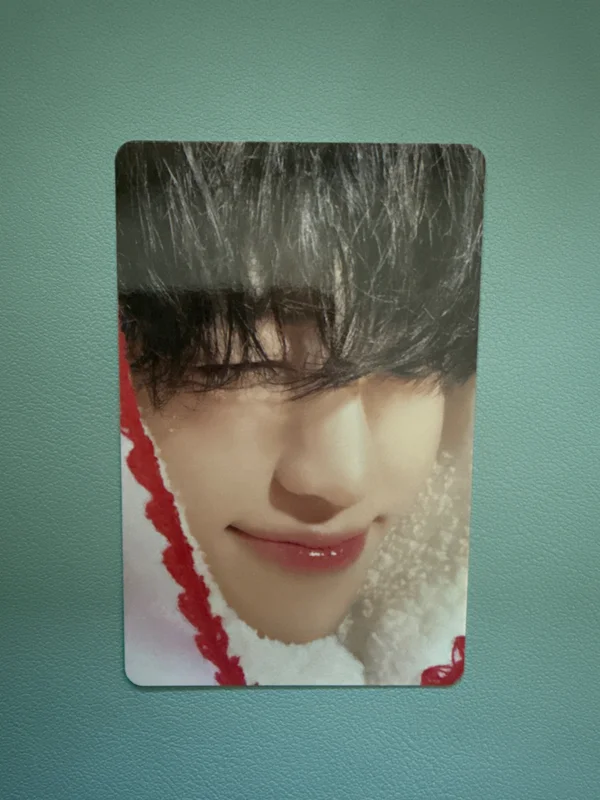 2024 PINK CHRISTMAS PHOTO CARD RANDOM PACK