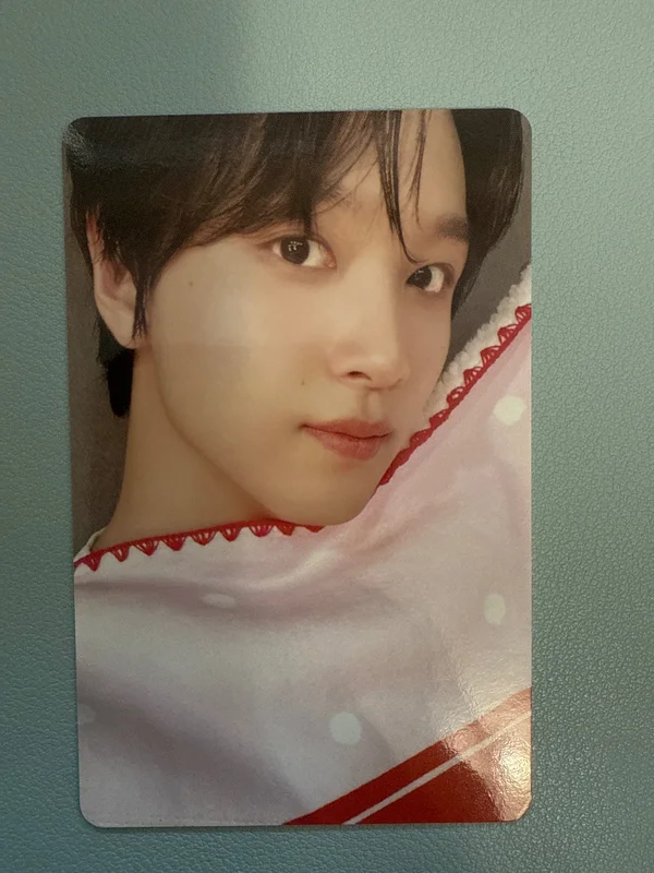2024 PINK CHRISTMAS PHOTO CARD RANDOM PACK