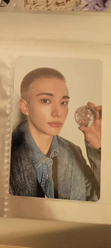 Hollow Hyunjin Version A