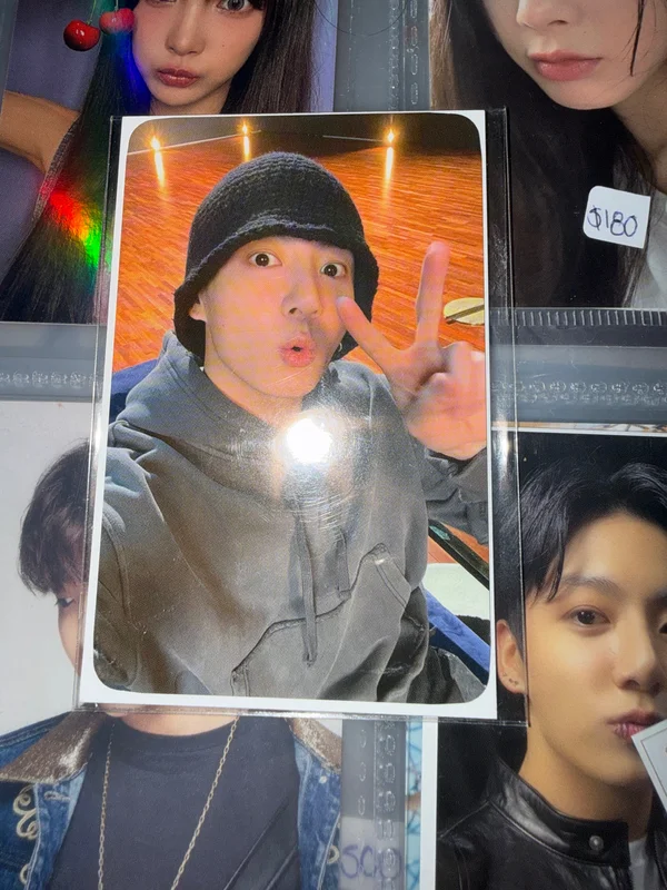 JUNGKOOK : I AM STILL