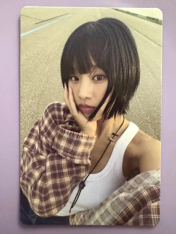 Lose Yourself Magazine Ver.