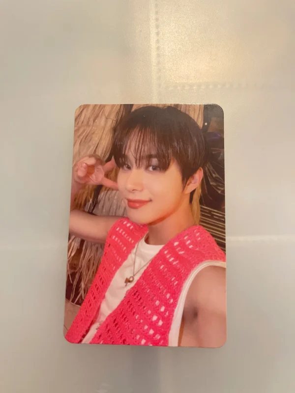 2 Baddies Photobook Ver. US ver.