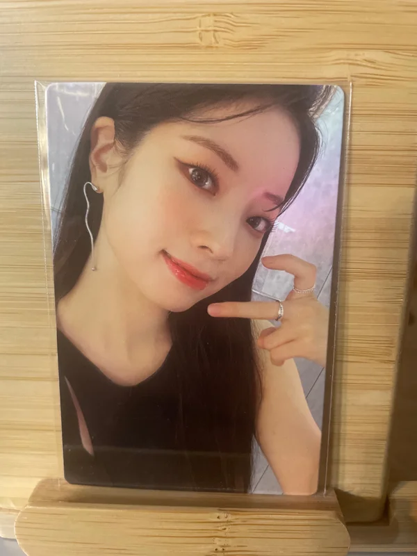 Dahyun Between 1&2 Broadcast