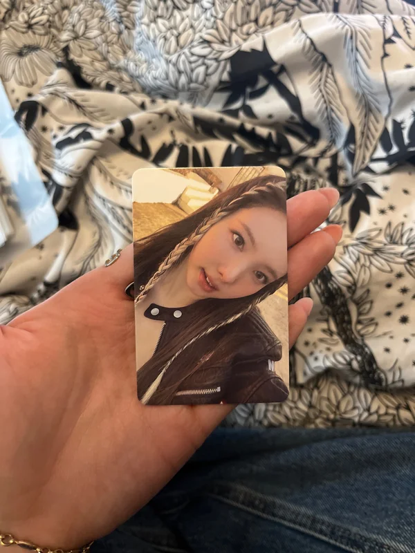 READY TO BE - NAYEON TWICE