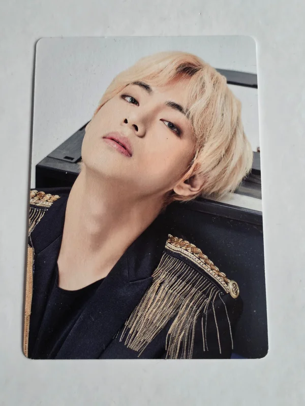 BTS WORLD TOUR LOVE YOURSELF: SPEAK YOURSELF- JAPAN EDITION MINI PHOTO CARD
