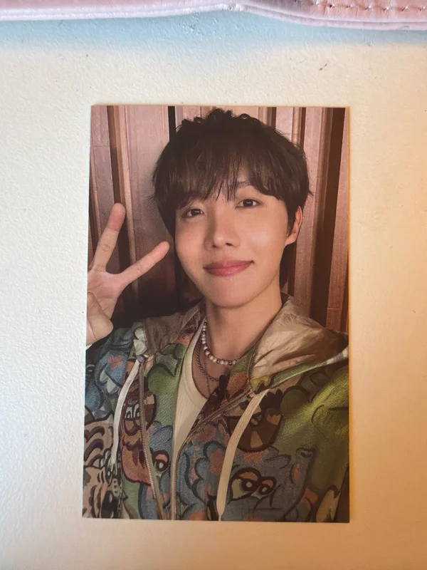 j-hope Tour 'HOPE ON THE STAGE' FINAL Stripe PK T-Shirt (Multi)