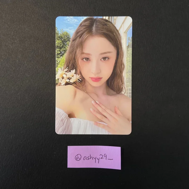 LE SSERAFIM YUNJIN - 2023 Seasons Greeting 1