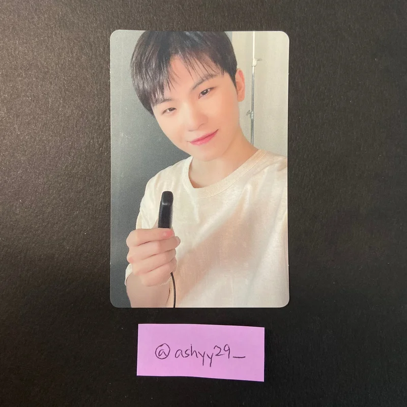 SEVENTEEN WOOZI - Japan 3RD Single Not Alone Carat Ver.