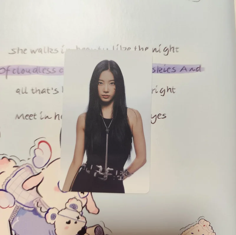 UNFORGIVEN COMPACT Ver. WEVERSE