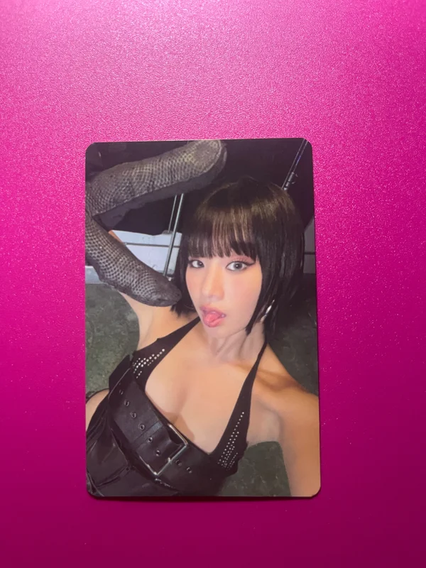 KISS OF LIFE X Rockfish Weatherwear X MUSINSA POP-UP Store PAPER INCENSE