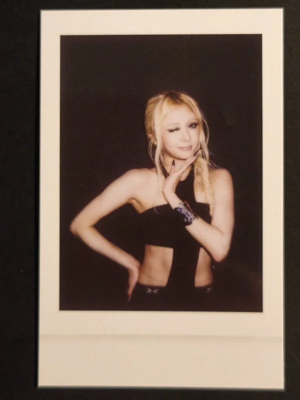 LE SSERAFIM 2026 F/W POP UP Instant Photo Card