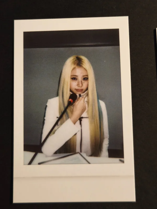LE SSERAFIM 2026 F/W POP UP Instant Photo Card